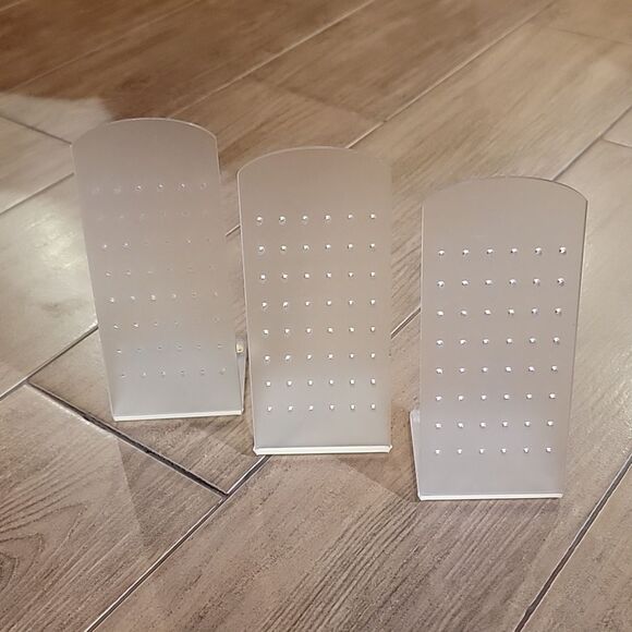 L stand body jewelry display - Picture 1 of 3